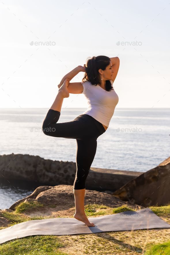 Yoga for Weight Loss: Benefits, Types, Poses & More