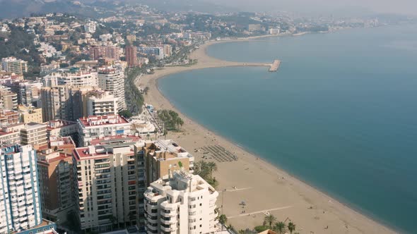 Shoreline in Malaga alt