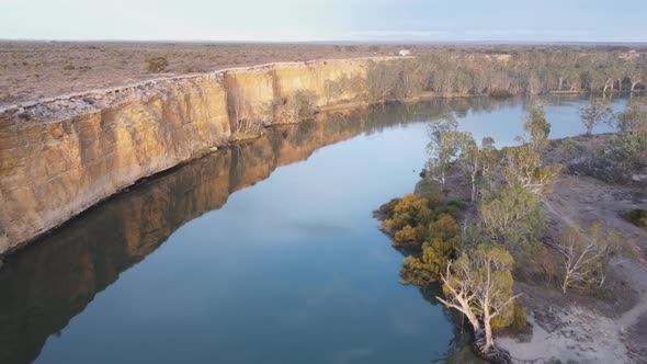 aerial shot of big bend on the murray river- facing upstream and flying backward alt