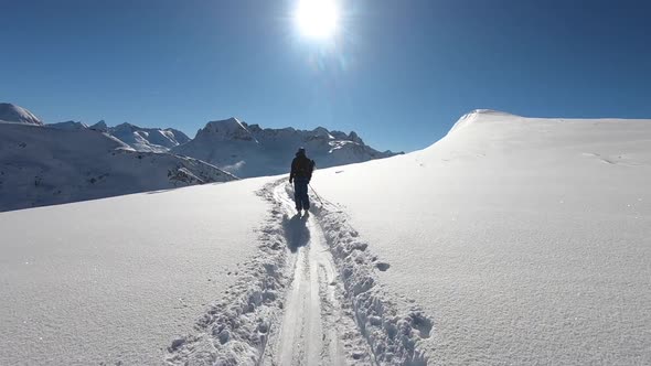 powder skiing in the alps,  Lech am Arlberg, Vorarlberg, Austria alt