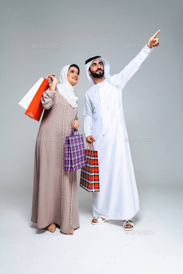 Studio Arabiya - Names of clothes in Arabic.