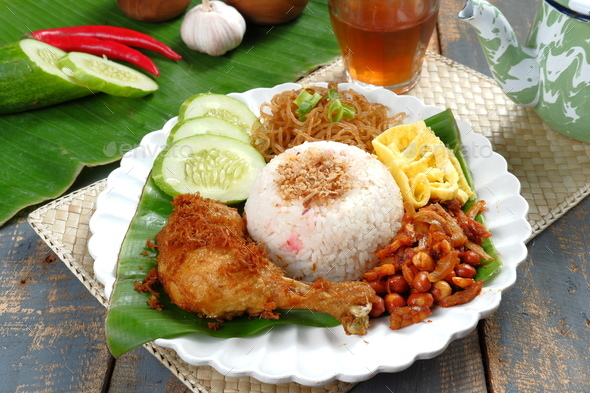 Nasi Uduk Betawi. Coconut flavored steamed rice dish from Betawi ...