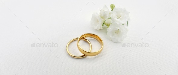 489,415 Wedding Rings Background Images, Stock Photos, 3D objects, &  Vectors | Shutterstock