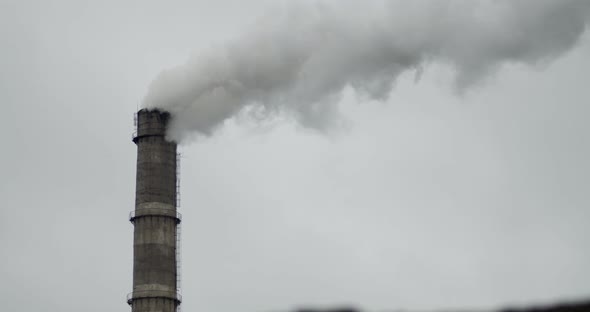 Pollution by an old coal-fired power plant