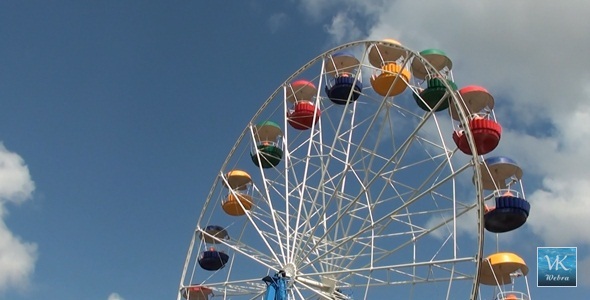 Attraction - Big Wheel. Time Lapse. alt