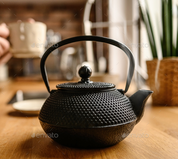 Black Cast-Iron Kettle Steamer, Stove Top