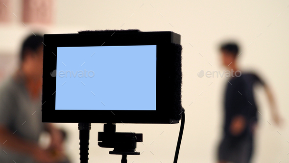 video production monitor in tv commercial shooting