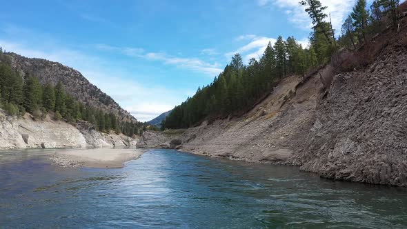 Snake River in Jackson Canyon during low runoff in the Fall alt