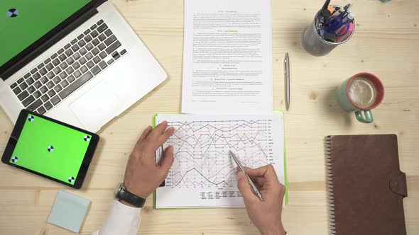 Checking graphics at work alt