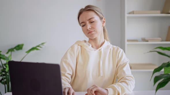 Frustration Freelancer at Workplace alt