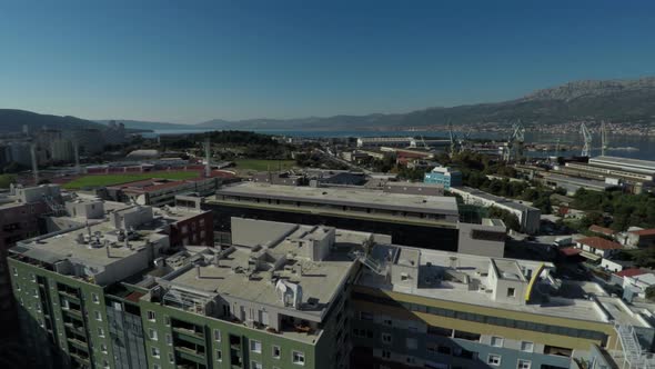 Building with an elephant sculpture alt