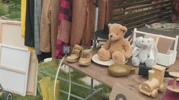 Variety of Goods at Garage Sale alt