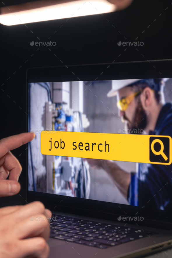 Online job search on website for worker to search for job opportunities.