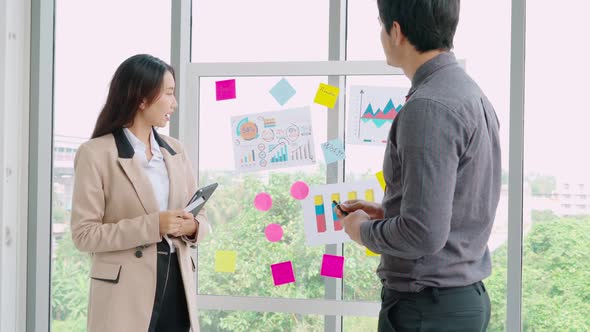 Business People Work on Project Planning Board alt