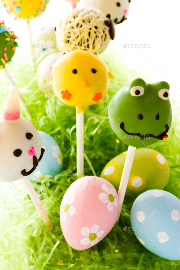 Easter cake pops