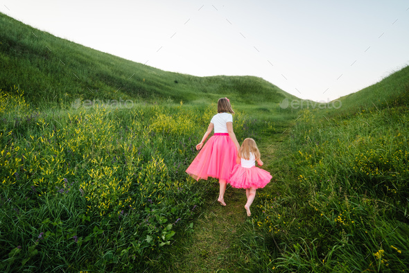 Floral Printed Off Shoulder Bell Gown Modest Dresses For Women For Mommy  And Me Family Matching Clothes From Childrenboutique, $13.01 | DHgate.Com