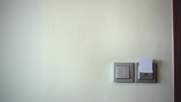 The Key to the Room - Access to the Service of the Hotel alt