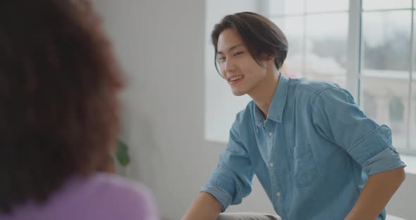 The business idea is discussion Home office Coffee at work Workspace Businesswoman Businessman alt