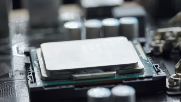 Computer Processor in the Motherboard Slot alt