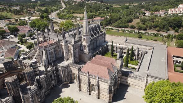 Mosteiro da Batalha, Gothic and Manueline architecture landmark in Portugal alt