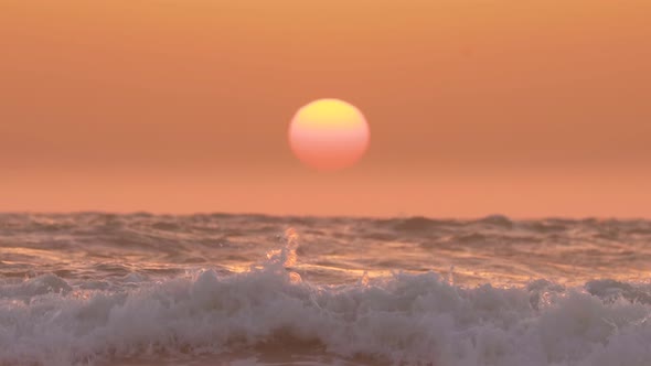Big Sun Shine Above Sea Ocean During Calm Sunset alt