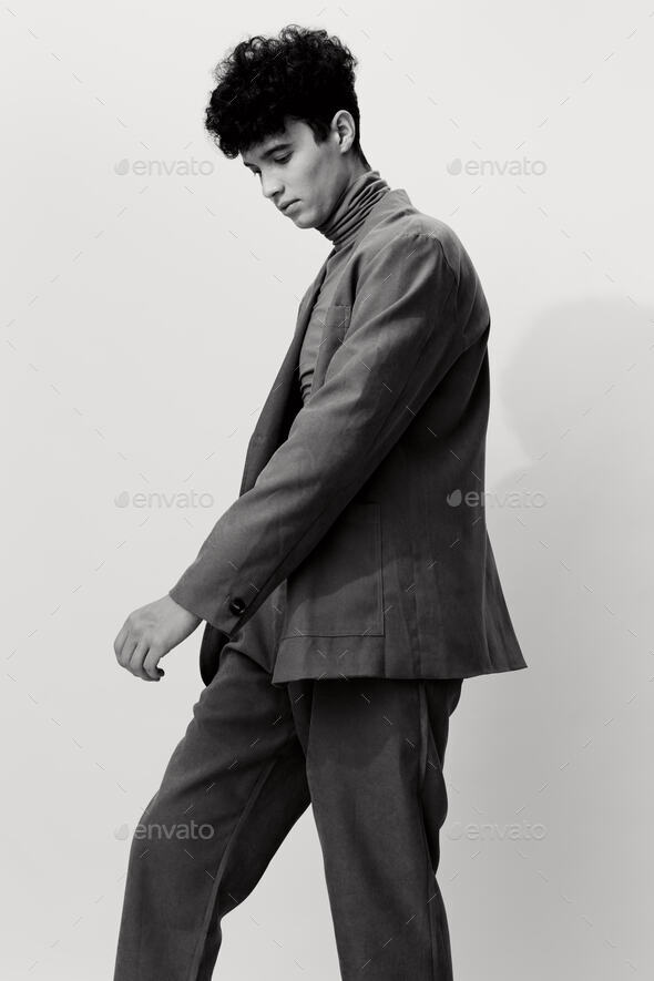Man posing elegant handsome hi-res stock photography and images - Page 2 -  Alamy