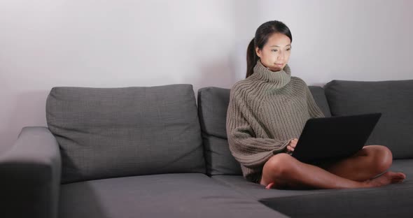 Woman Work on Laptop Computer at Home alt