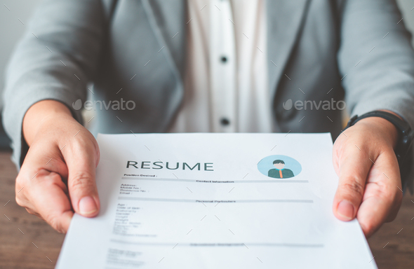 HR managers offer job applications to job applicants to fill out a resume .