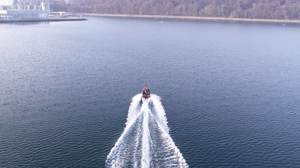 Speedboat in Aarhus Bay alt