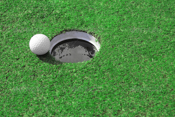 Golf ball go to the hole
