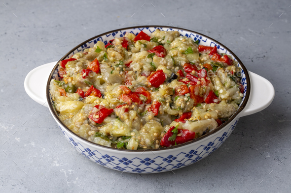 Roasted Eggplant Salad, Turkish name; Patlican salatasi, babaganus ...