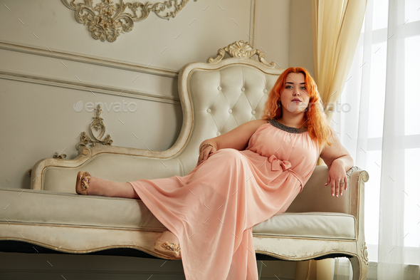 Plus size fashion model, fat woman on luxury interior, overweight female  body, professional make-up Stock Photo by Gerain0812