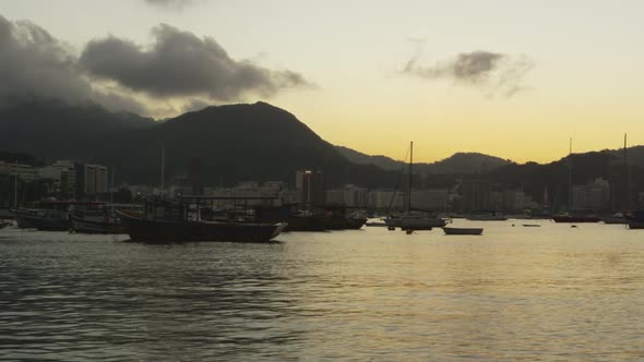 Pan Time-lapse of Guanabara Bay in Rio with day to night. alt