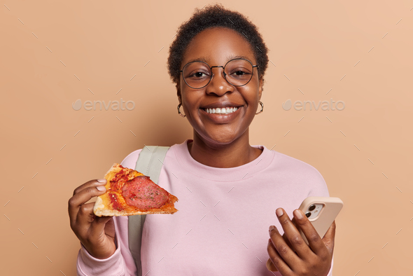 Man Delivering Pizza Shows Approval Sign Poses Against Gray Background For  Portrait Photo And Picture For Free Download - Pngtree