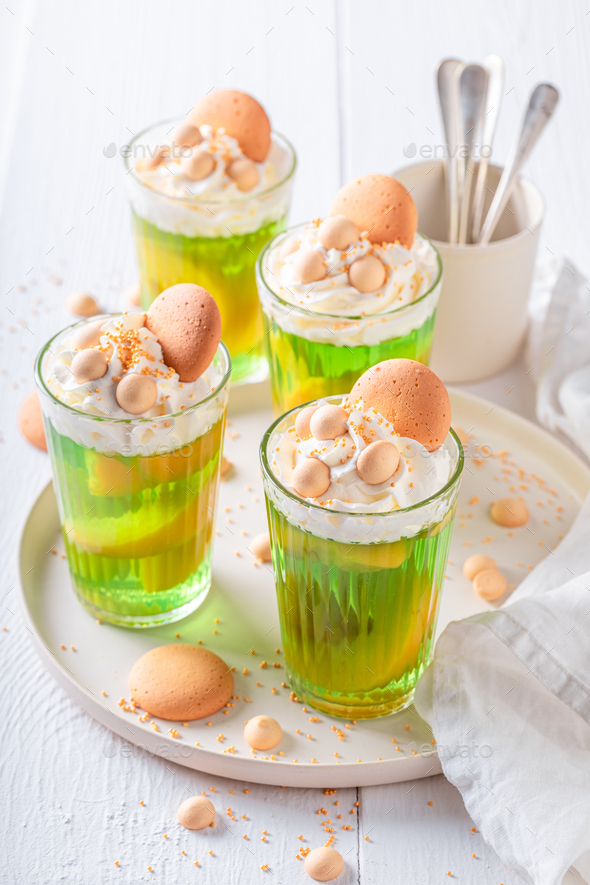 Sweet green jelly made of whipped cream and peaches.