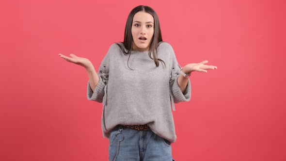 Do Not Know, Sorry. Portrait of Clueless Girl, Feeling Confused About Question. alt