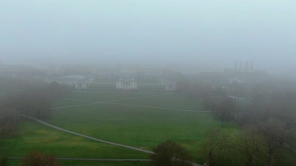 Aerial shot of the beautiful building in London alt