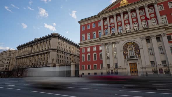 Timelapse of the Moscow Mayor's Office on Tverskaya Street in Autumn