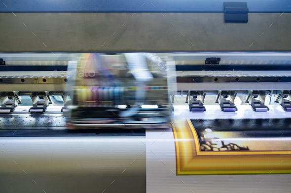 Printer machine inkjet during production on vinyl