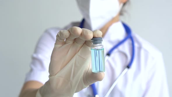 Infectious Doctor Show COVID 19 Vaccine for Prevention Immunization and Treatment for New Corona alt