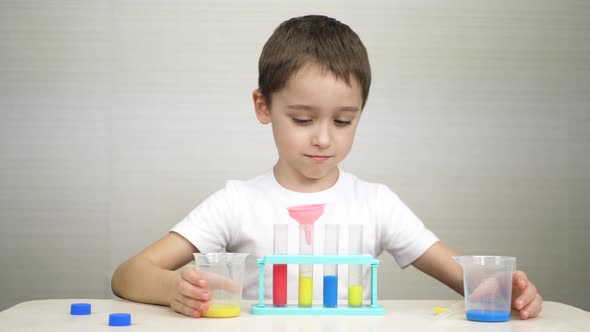 Happy Child Playing alt