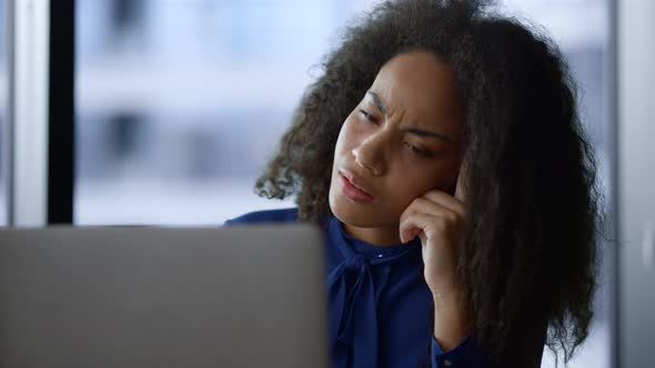 Thinking Professional Woman Working Computer Solving Problem in Home Office alt