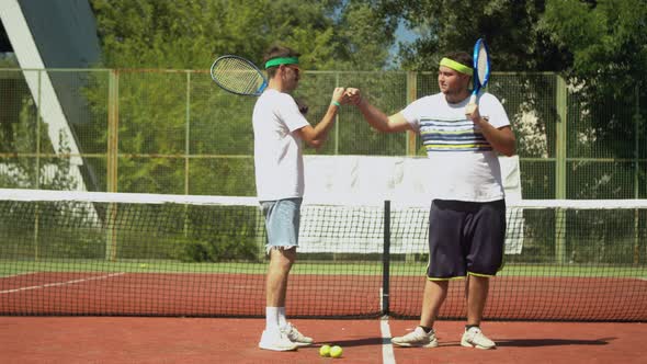 Tennis Players Greeting Each Other Before Match