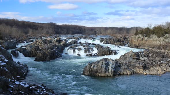 Great Falls and Potomac River - Rapids and Waterfalls - Virginia - Winter  alt