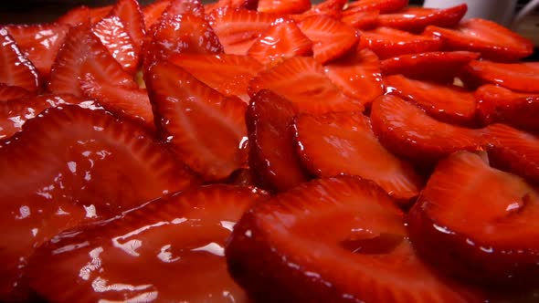 Pie with Sliced Strawberry Covered with Jelly alt