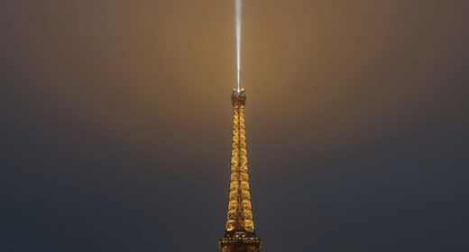 Eiffle tower Paris JM