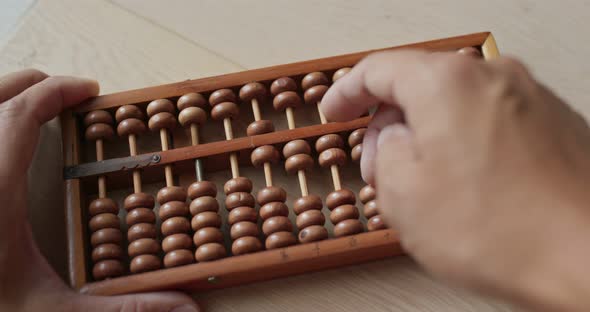 Use of abacus for the calculation alt