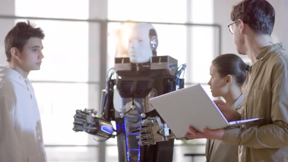 Demonstration of Man-like Android Abilities alt