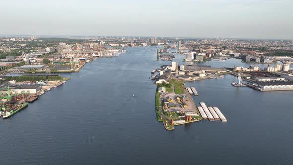 Amsterdam Westhaven Port in the Westelijk Havengebied in Amsterdam alt