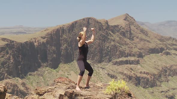 Fitness in Volcanic Mountains